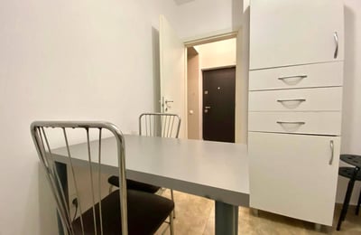 Miete einer komfortablen 1-Zimmer-Wohnung mit separater Küche, Bukarest, Rumänien